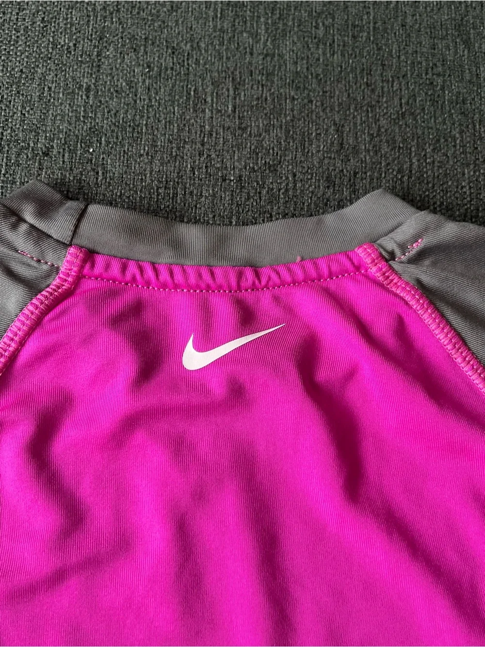 Nike Dri-FIT Kids M 9-11 Pink Gray 3/4 Sleeve Athletic Top
